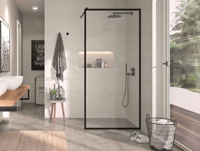 Cuánto cuesta cambiar bañera por plato de ducha: precios y claves reales